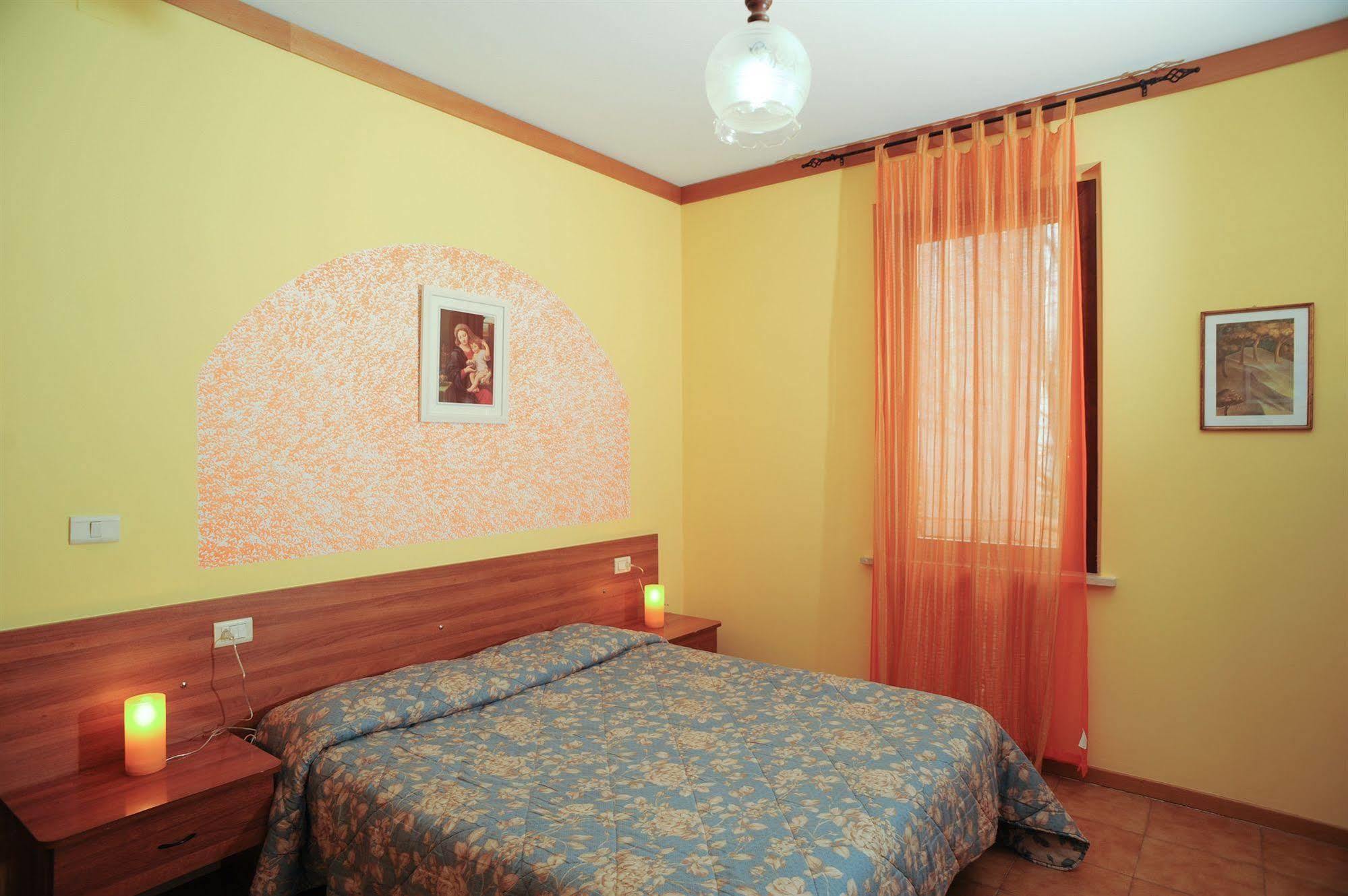 Agriturismo La Mora Assisi Ngoại thất bức ảnh