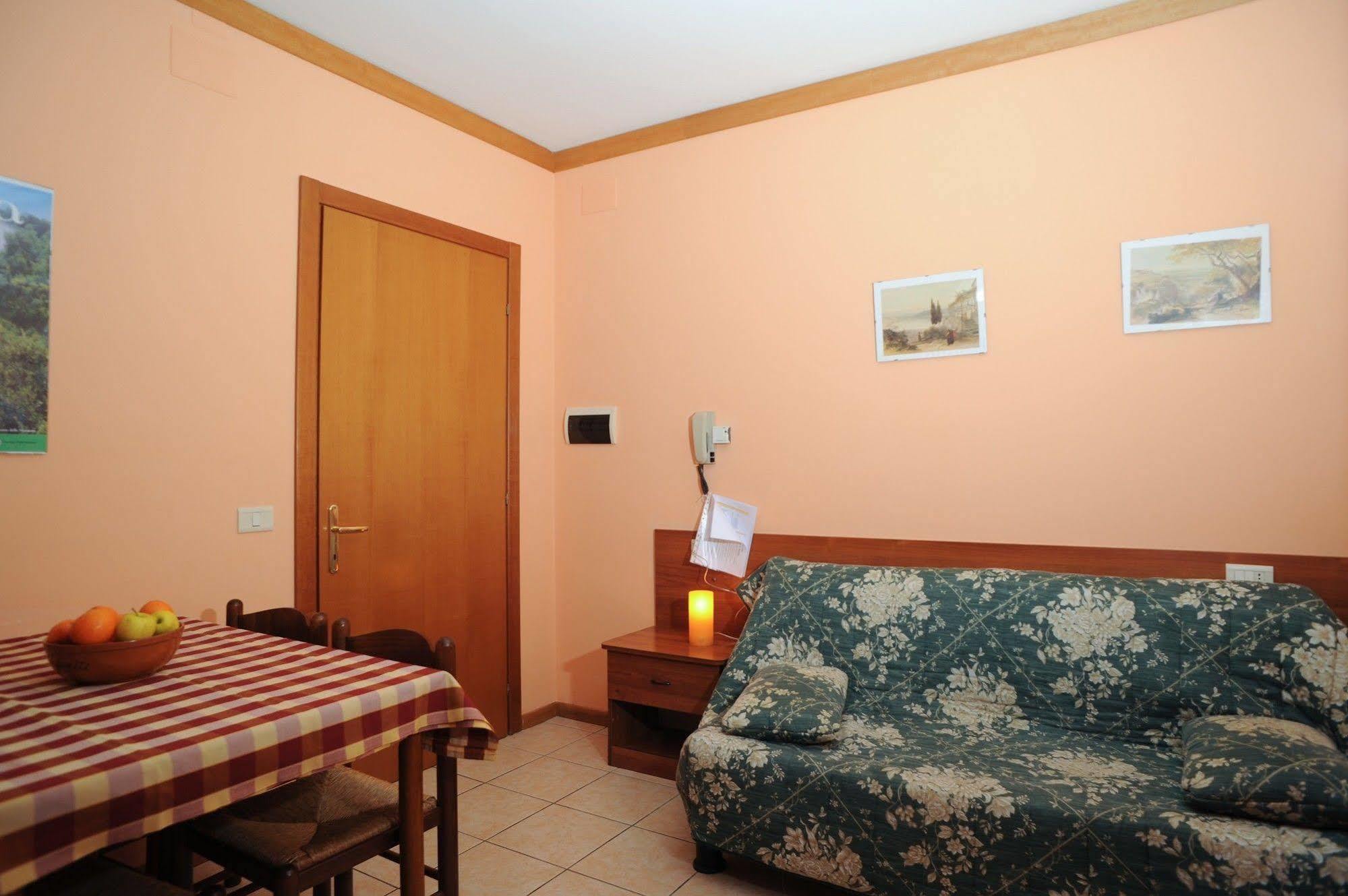 Agriturismo La Mora Assisi Ngoại thất bức ảnh